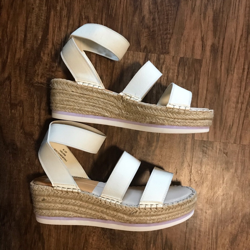 Dolce Vita Lury White Wedge Sandals NIB